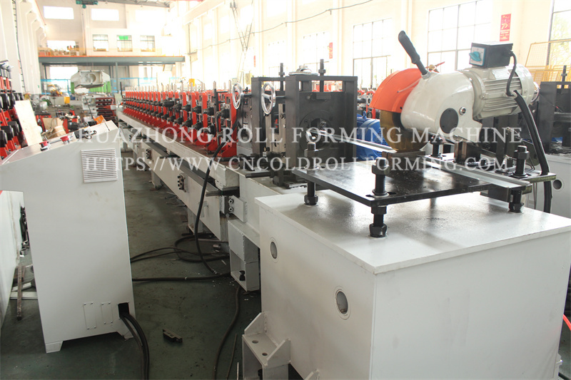 Customized track roll forming machine (6)