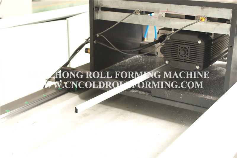 Roll forming machine for aluminum frame of screen window (5)