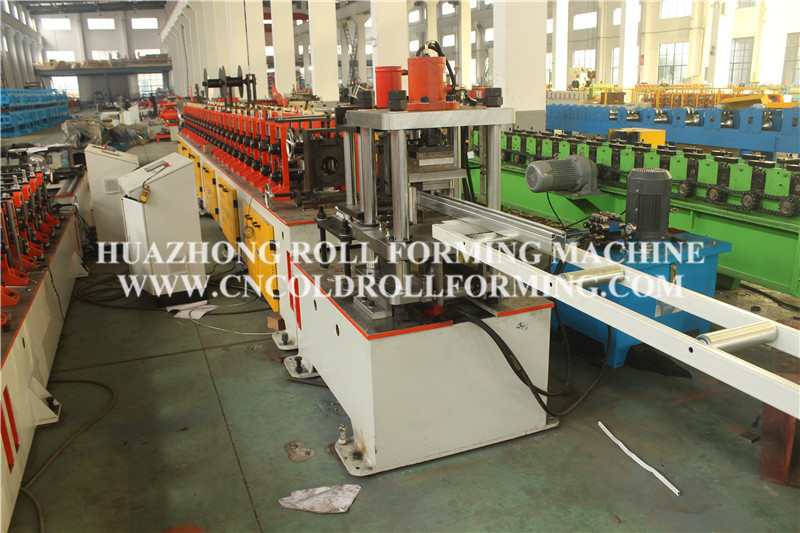 mute track roll forming machine (1)