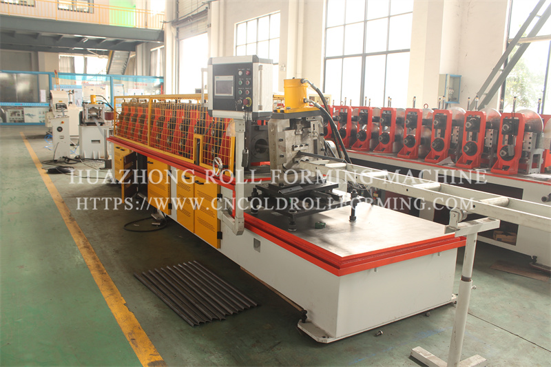 Angle roll forming machine (3)