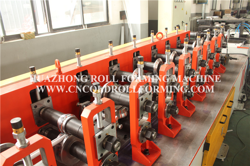 Roll forming machine for aluminum frame of screen window (6)