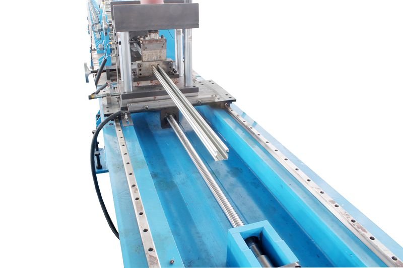 TRACK ROLL FORMING MACHINE 1