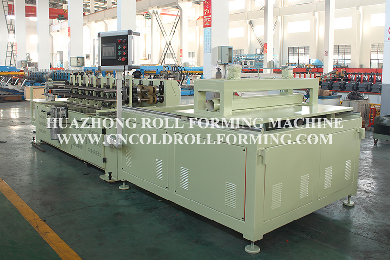 Roller shutter box forming machine (5)