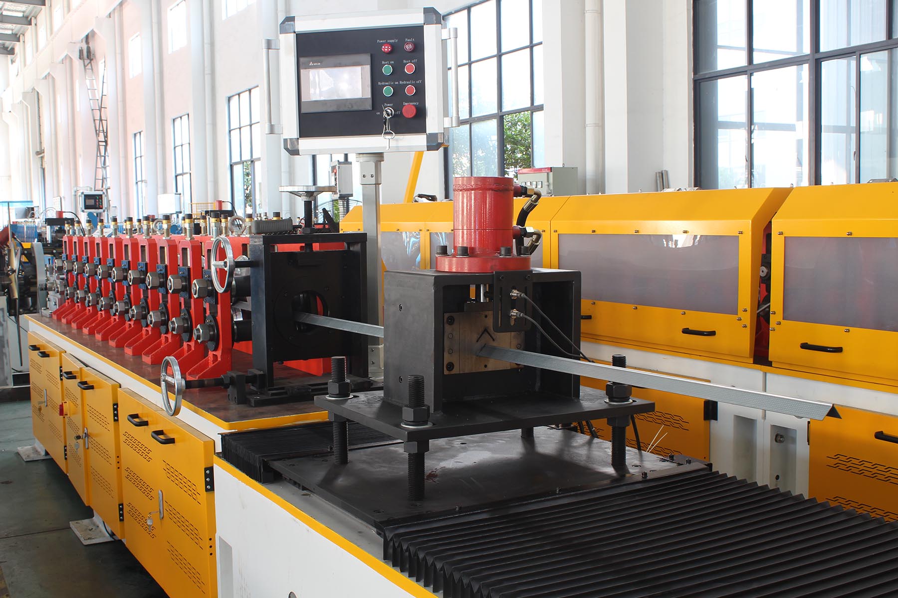 Angle roll forming machine-4