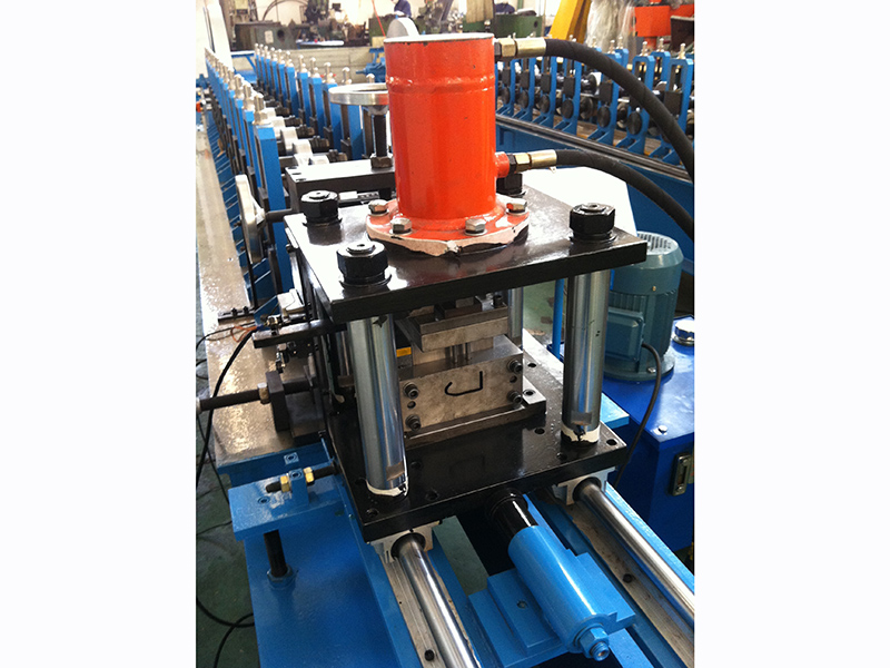 roll forming machine for 2 inches track-3