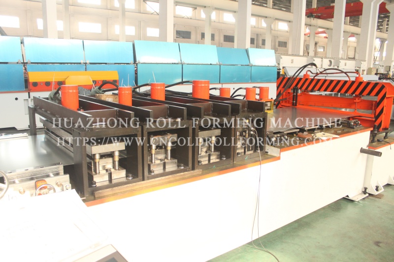 Carriage board roll forming machine (3)