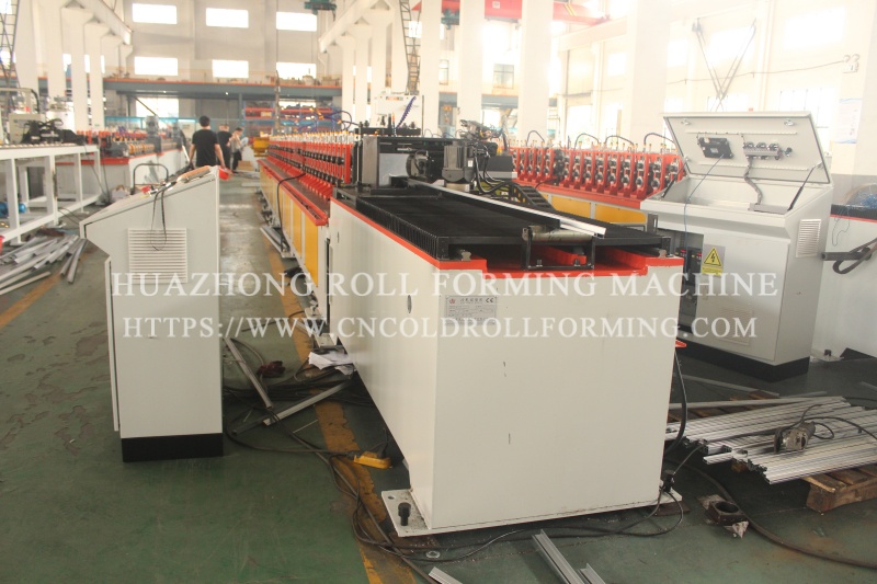 Steel frame roll forming machine (3)