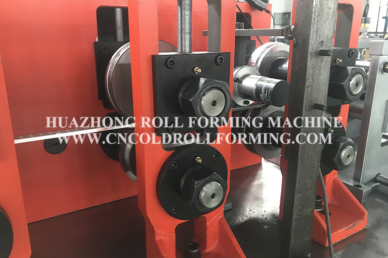 Shelve roll forming machine (3)