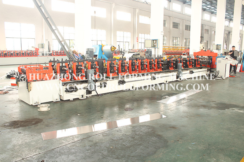 Stainless steel anti slide plate roll forming machine (7)