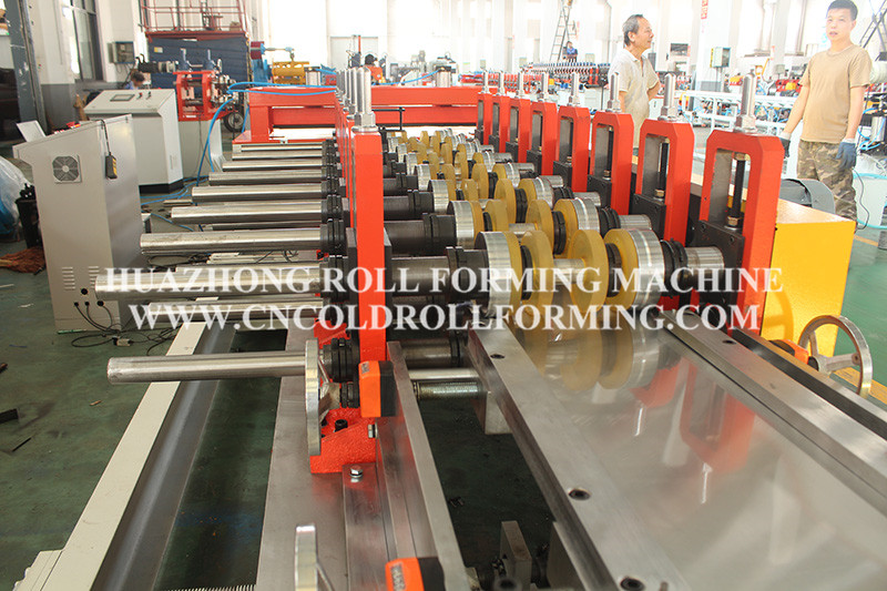 roller shutter box forming machine (5)