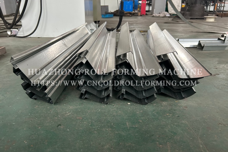 DOOR FRAME ROLL FORMING MACHINE (4)