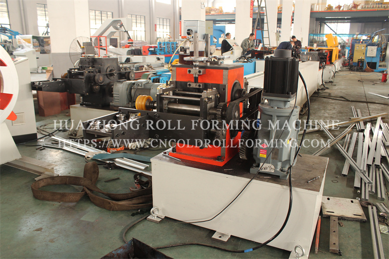 55MM ROLLER SHUTTER SLAT ROLL FORMING MACHINE WITH MECHANCIAL PUNCHING