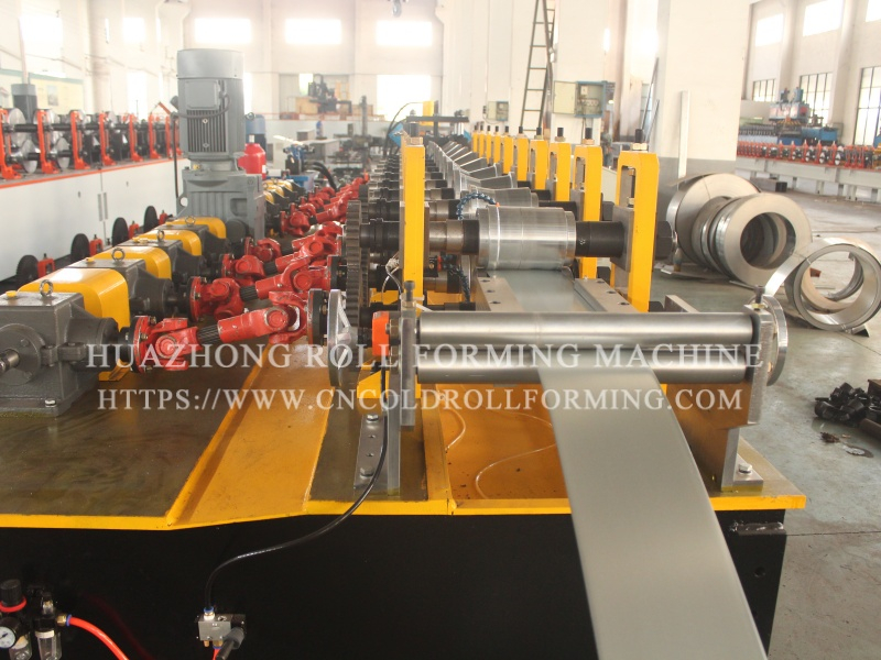 CUSTOMIZED ANGLE ROLL FORMING MACHINE