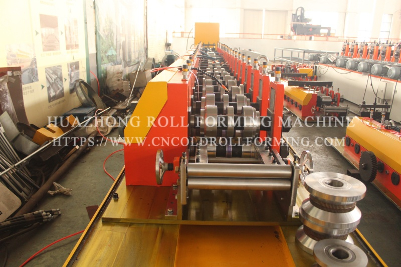 40 60 70 OCTAGONAL TUBE ROLL FORMING MACHINE WITH 25 TONS PUNCHING MACHINE