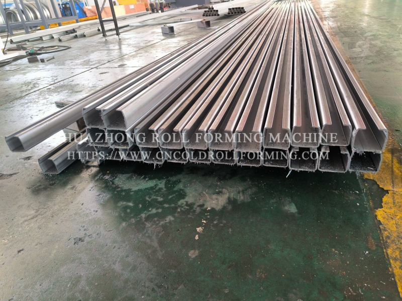 3.5MM DOOR GUIDE ROLL FORMING MACHINE