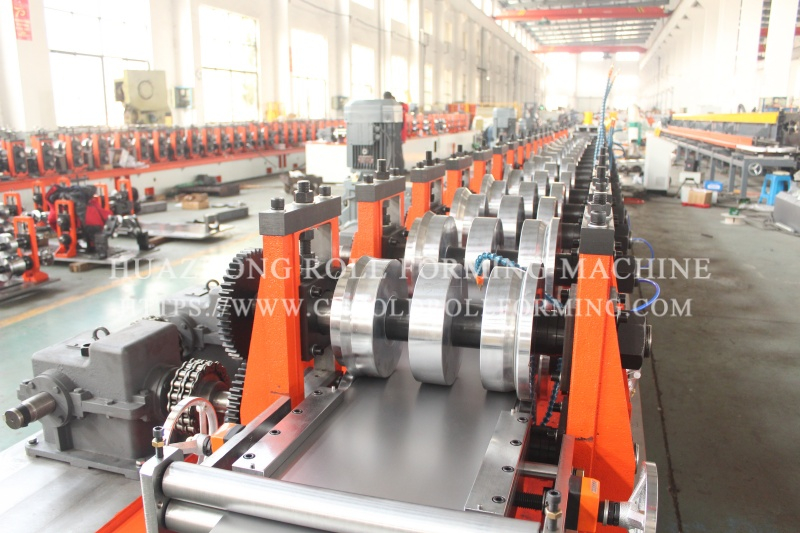 Z TYPE ROLL FORMING MACHINE