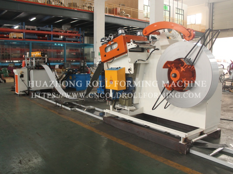 STAINLESS C PROFILE ROLL FORMING MACHINE WITH PUNCHING