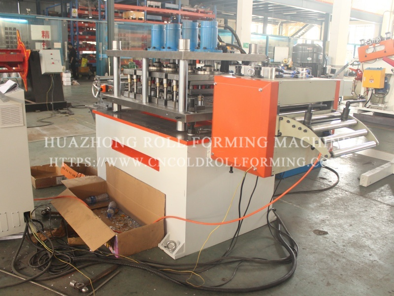 BEAM ROLL FORMING MACHINE