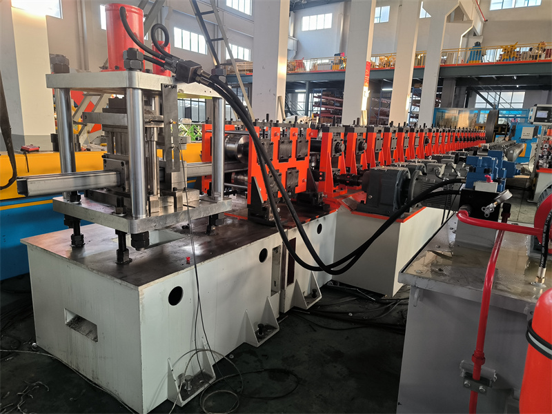 5mm C CHANNEL ROLL FORMING MACHINE(CAN ADJUST SPECIFICATIONS)