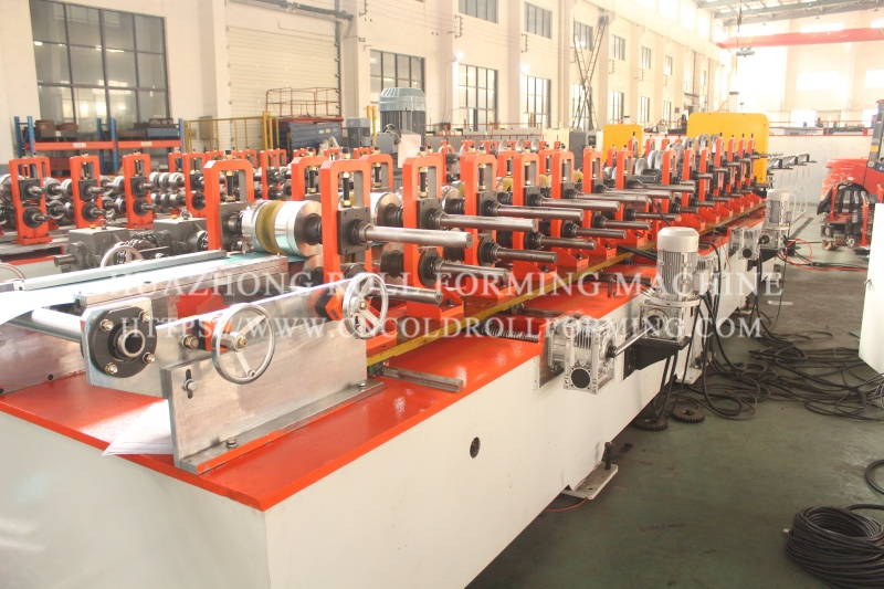 90 DEGREE SHUTTER BOX ROLL FORMING MACHINE WITH AUTOMATIC BENDING