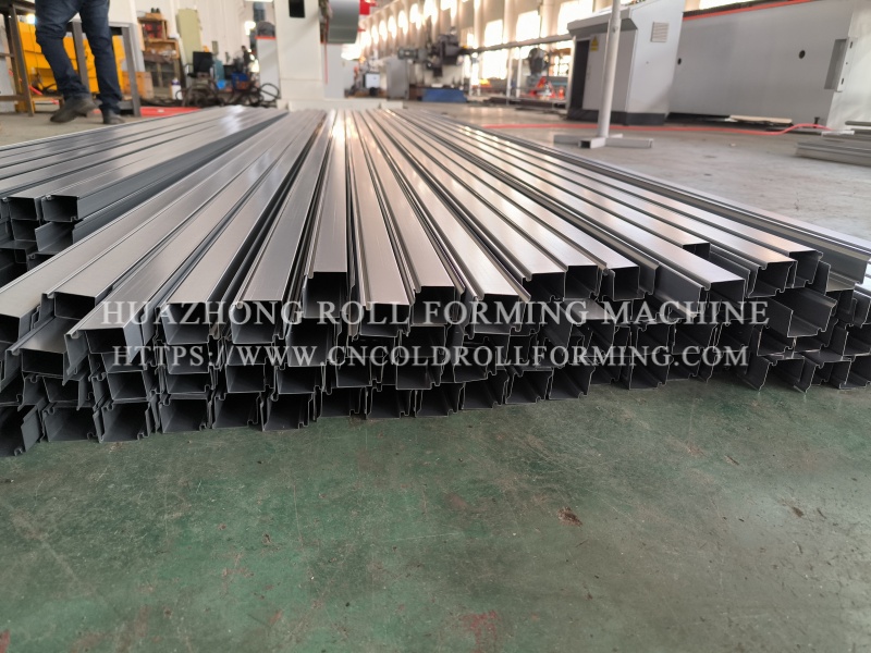 Water tank roll forming machine