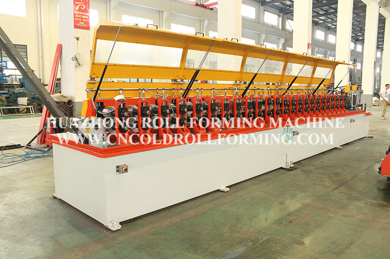 PHOTOVOLTAIC SUPPORT ROLL FORMING MACHINE