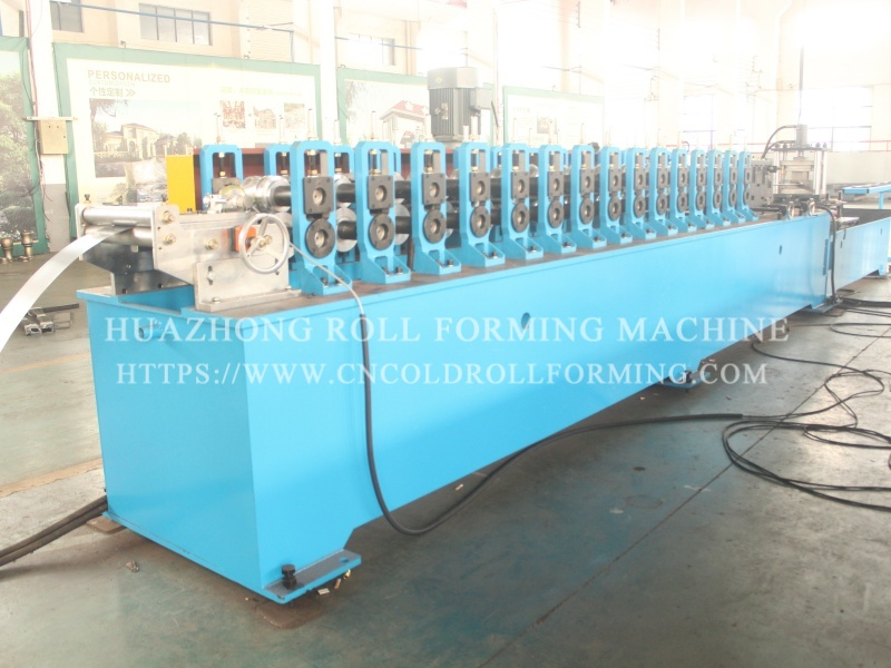 ROLL FORMING MACHINE FOR ROLLER SHUTTER DOOR (Color steel)