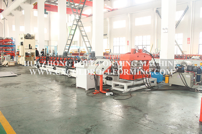 Stainless steel anti slide plate roll forming machine (8)