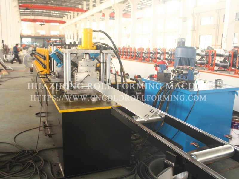 CUSTOMIZED ANGLE ROLL FORMING MACHINE