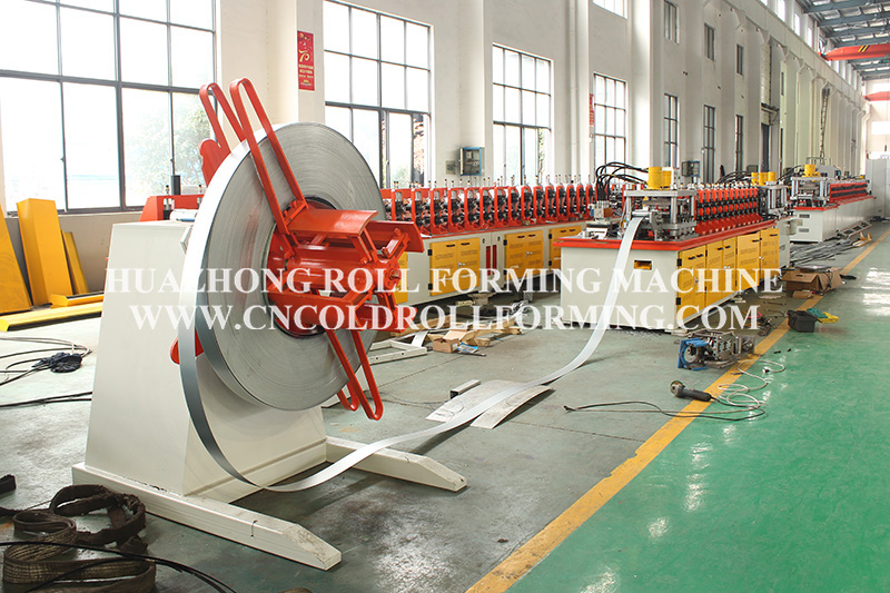 Horizontal connector roll forming machine (7)