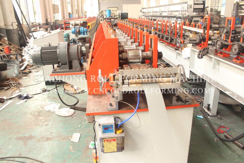 C TYPE SHUTTER SLAT ROLL FORMING MACHINE