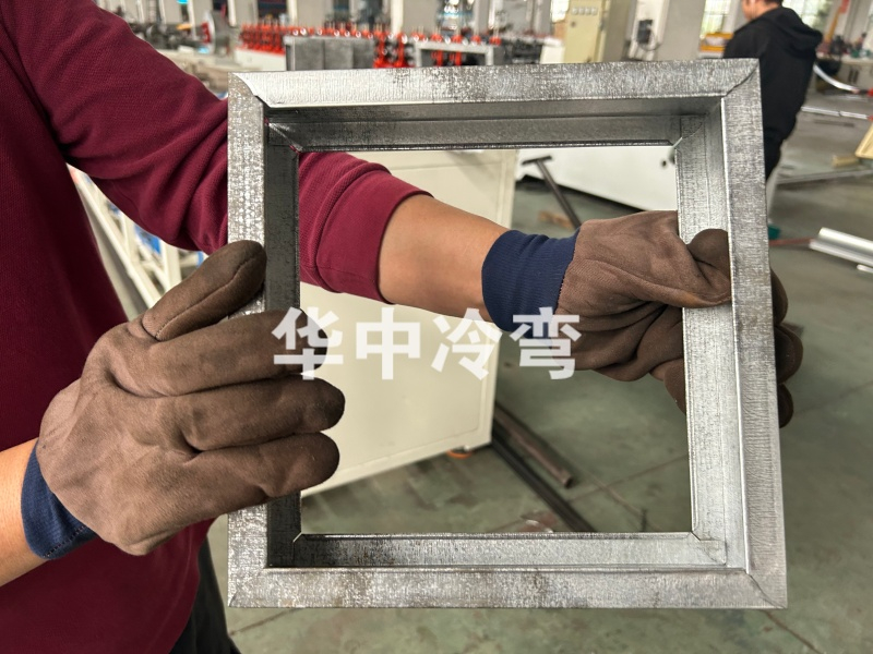 Roll forming machine for HVAC profiles