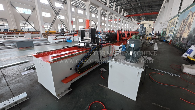 C CHANNEL ROLL FORMING MACHINE WITH OMEGA QUICK CHANGE SYSTEM